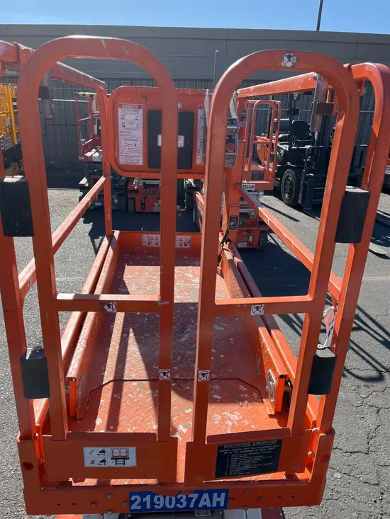 2018 Snorkel S3219E Scissor Lift