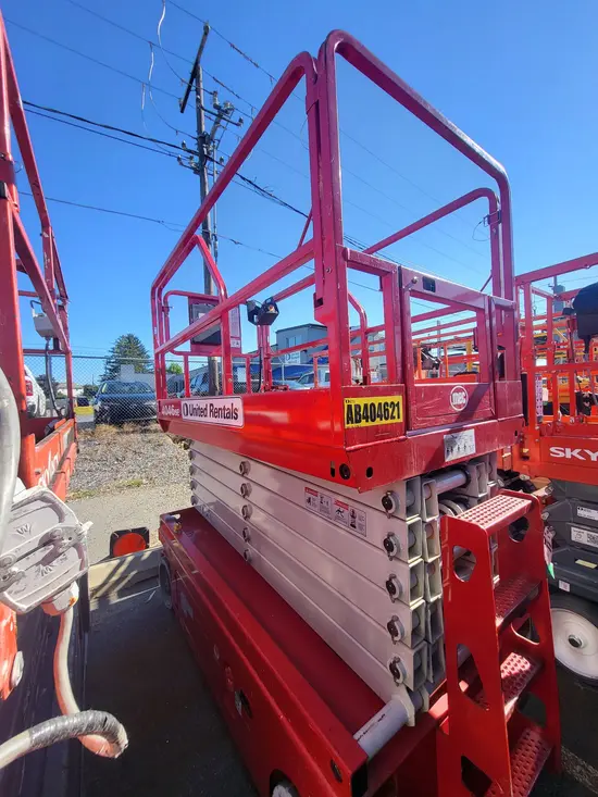 2018 MEC 4046SE Scissor Lift