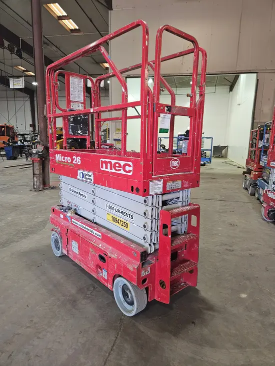2019 MEC MICRO 26 Scissor Lift
