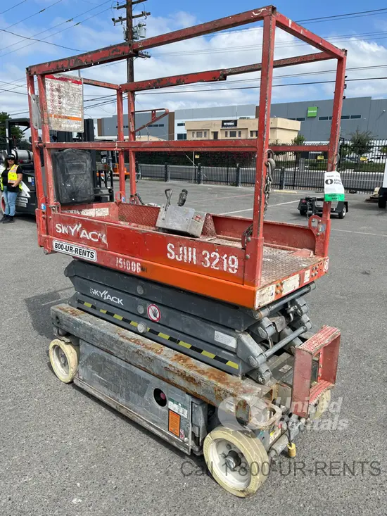 2015 Skyjack SJIII3219 Scissor Lift
