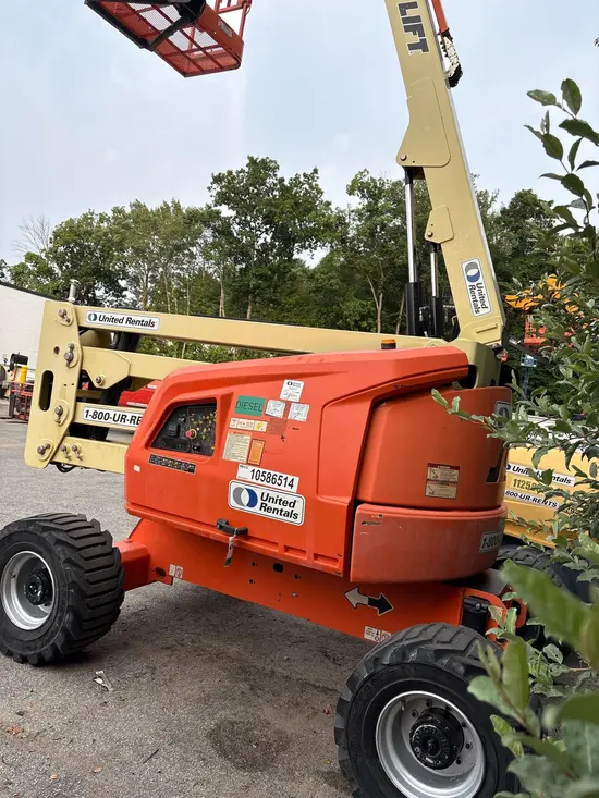 2017 JLG 450AJ Articulating Boom Lift