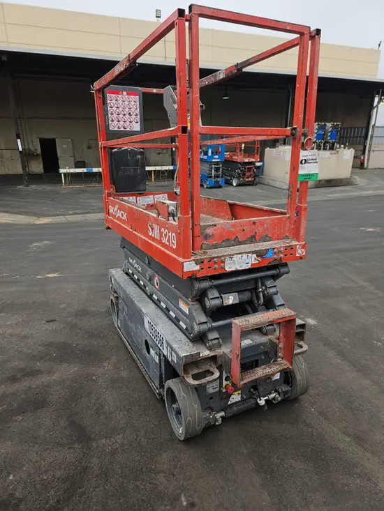 2016 Skyjack SJIII3219 Scissor Lift
