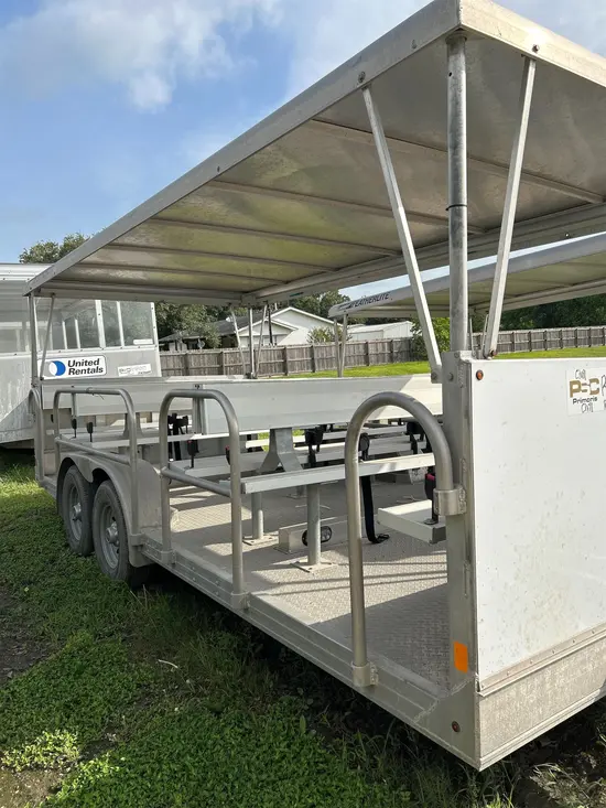 2021 Featherlite 3115-0017 Trailer