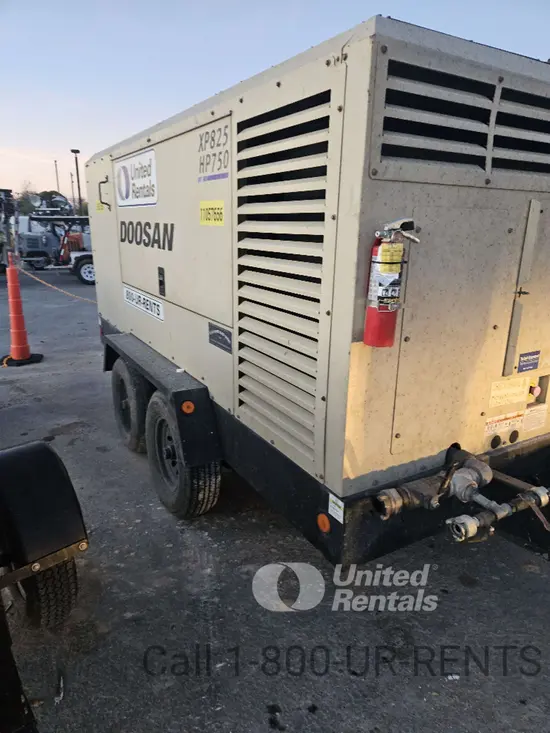 2020 Doosan XP825/HP750WCU Air Compressor