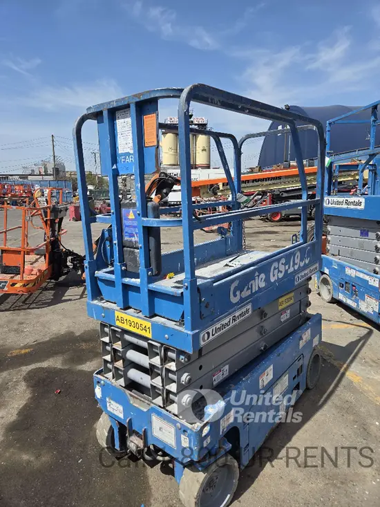 2017 Genie GS-1930 Scissor Lift