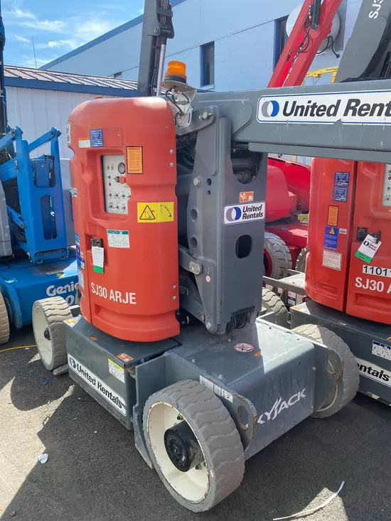 2018 Skyjack SJ30ARJE Articulating Boom Lift