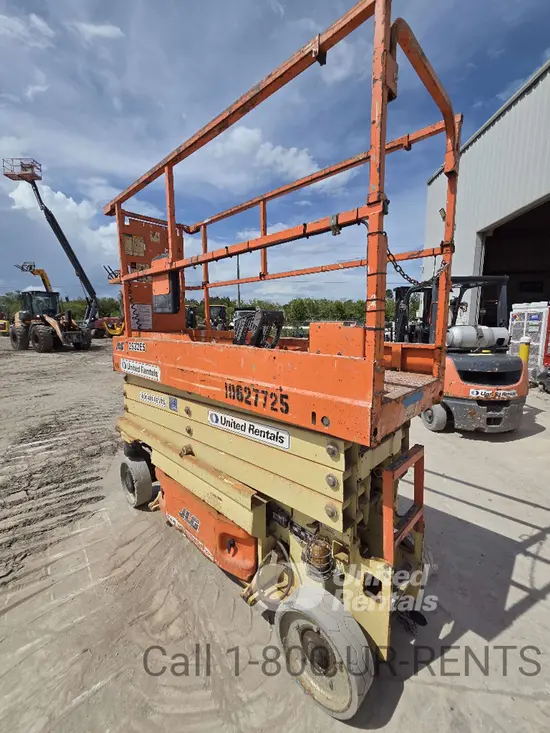 2017 JLG 2632ES Scissor Lift