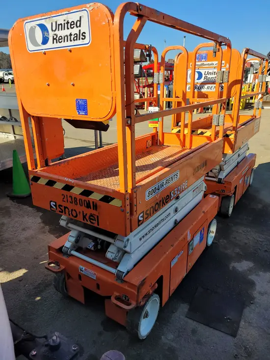 2018 Snorkel S3219E Scissor Lift