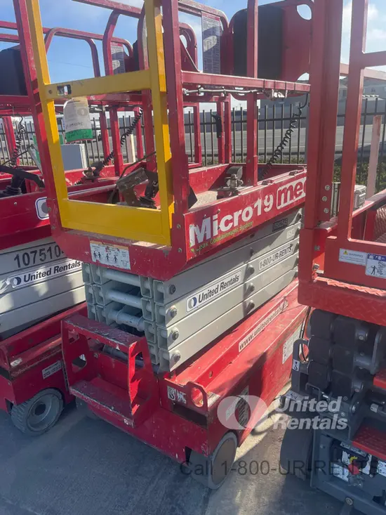 2019 MEC MICRO 19 Scissor Lift