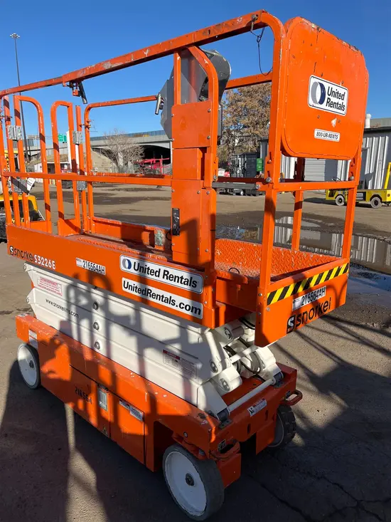 2018 Snorkel S3226E Scissor Lift