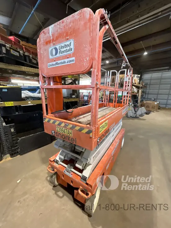 2019 Snorkel S3226E Scissor Lift