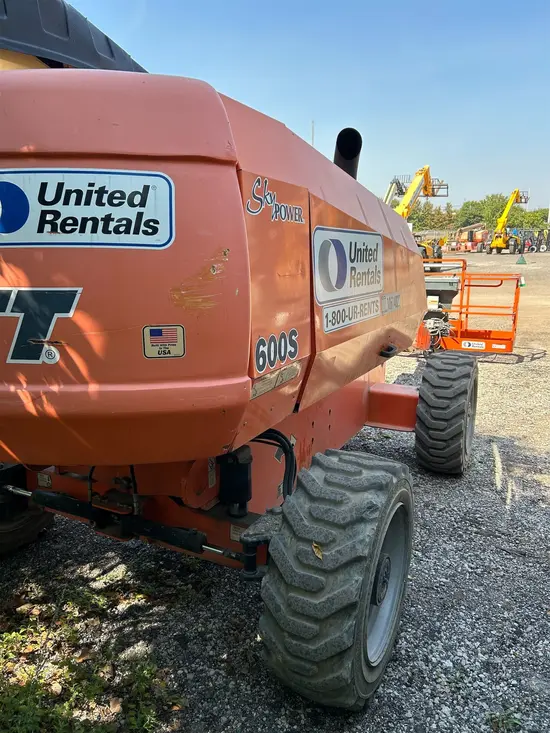 2017 JLG 600S Boom Lift