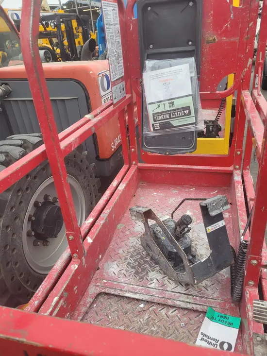 2018 MEC 1330SE Scissor Lift
