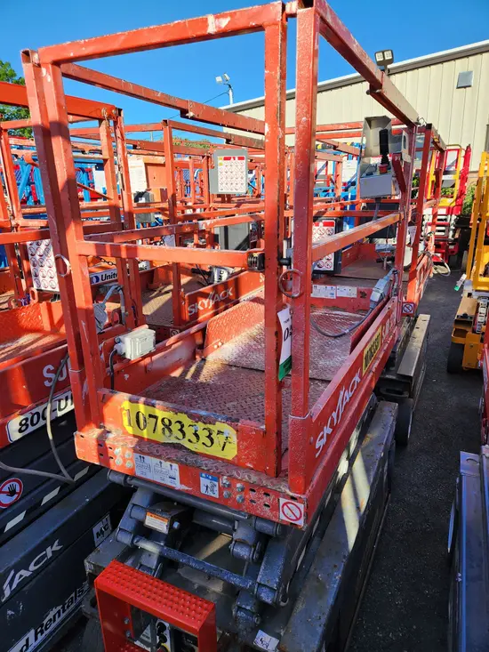 2018 Skyjack SJIII3219 Scissor Lift