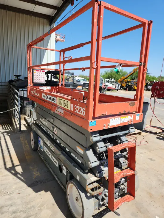 2018 Skyjack SJIII3226 Scissor Lift