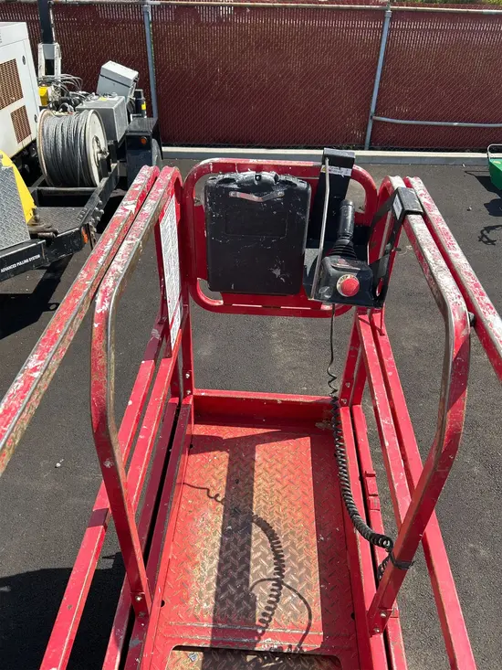 2019 MEC 1330SE Scissor Lift