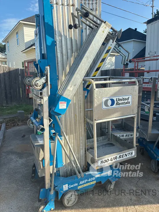 2018 Genie AWP-40SDC Pusharound Lift