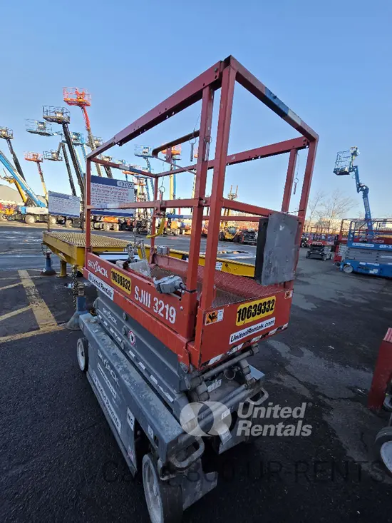 2017 Skyjack SJIII3219 Scissor Lift