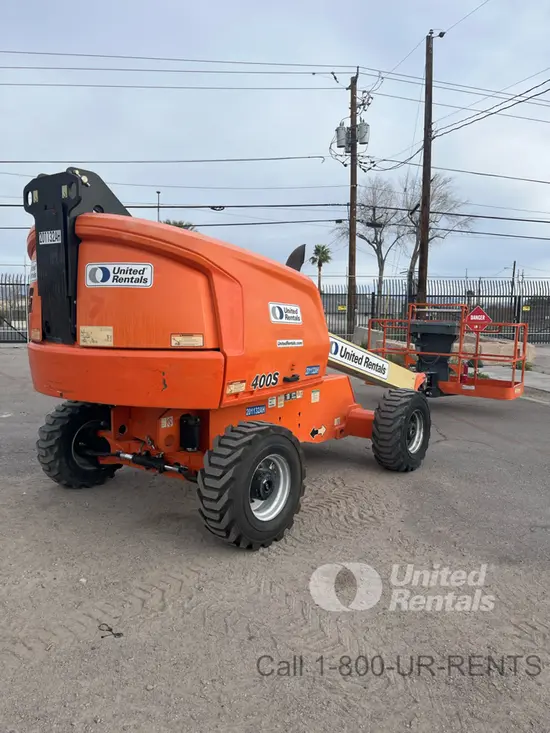 2018 JLG 400S Boom Lift