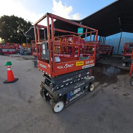2018 Skyjack SJIII3219 Scissor Lift