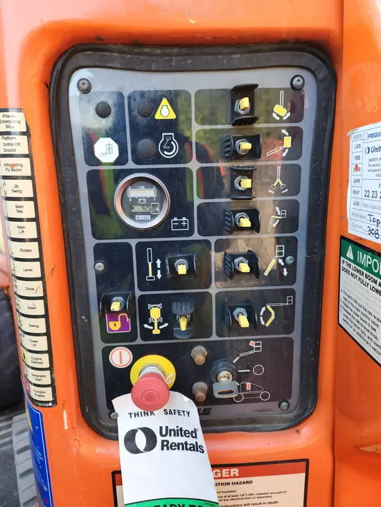 2011 JLG E400AJPN Articulating Boom Lift