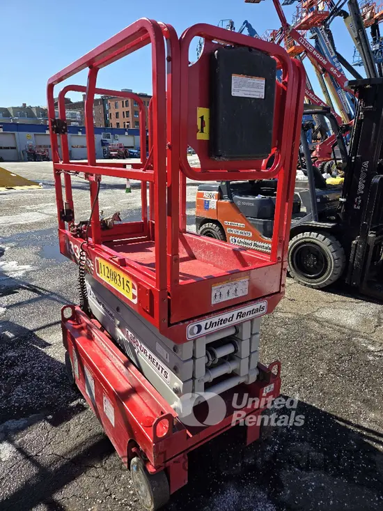 2021 MEC 1330SE Scissor Lift