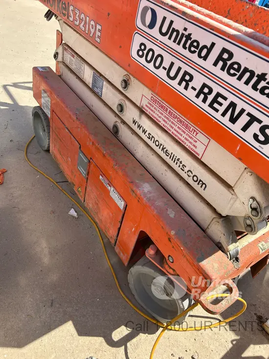 2019 Snorkel S3219E Scissor Lift