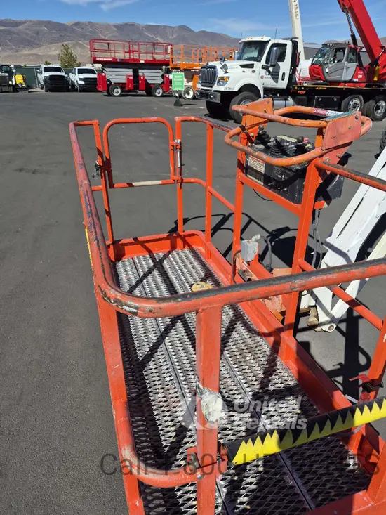 2017 Snorkel TB86J Boom Lift