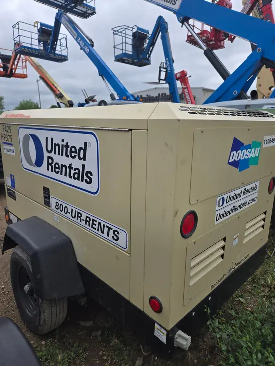 2020 Doosan P425/HP375WCUT4 Air Compressor