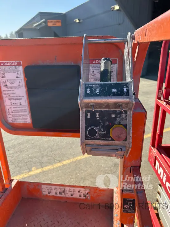 2019 Snorkel S3219E Scissor Lift