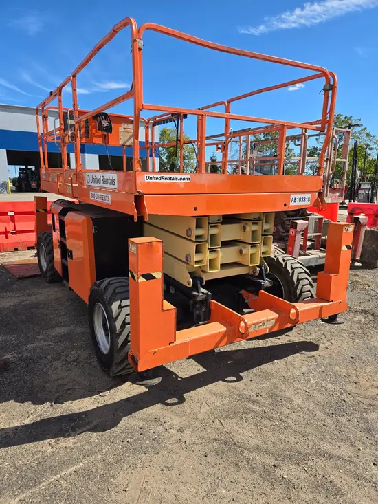 2018 JLG 330LRT Rough Terrain Scissor Lift