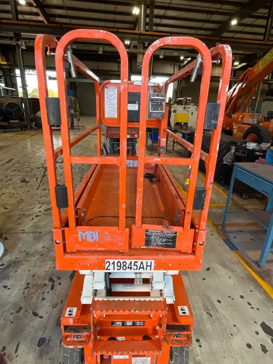 2019 Snorkel S3219E Scissor Lift