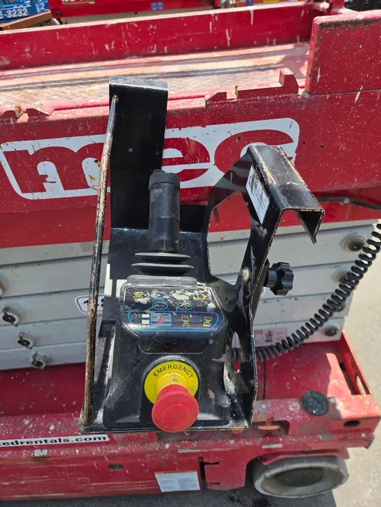 2018 MEC 4046SE Scissor Lift