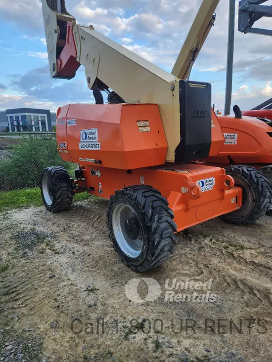 2017 JLG 800AJ Articulating Boom Lift