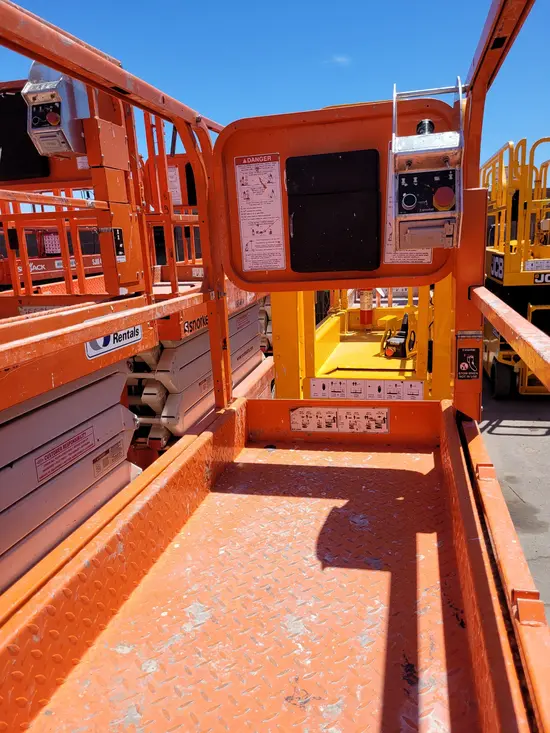 2019 Snorkel S3219E Scissor Lift