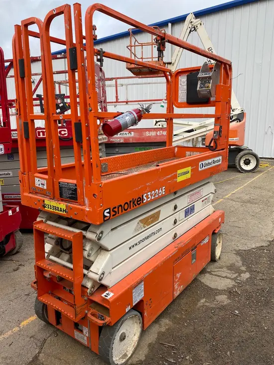 2019 Snorkel S3226E Scissor Lift