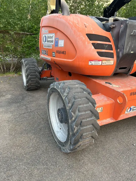 2017 JLG 600AJ Articulating Boom Lift