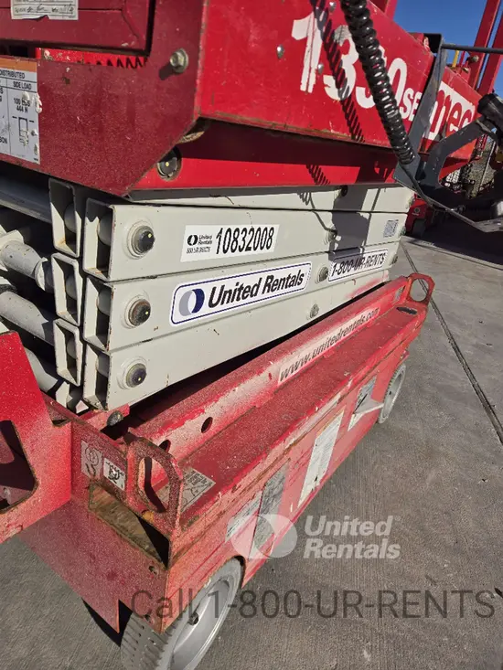 2018 MEC 1330SE Scissor Lift