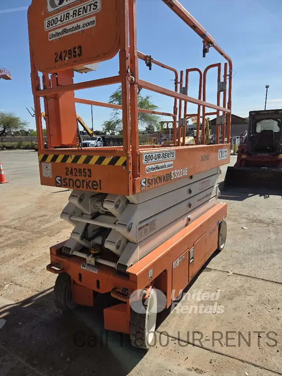 2020 Snorkel S3226E Scissor Lift