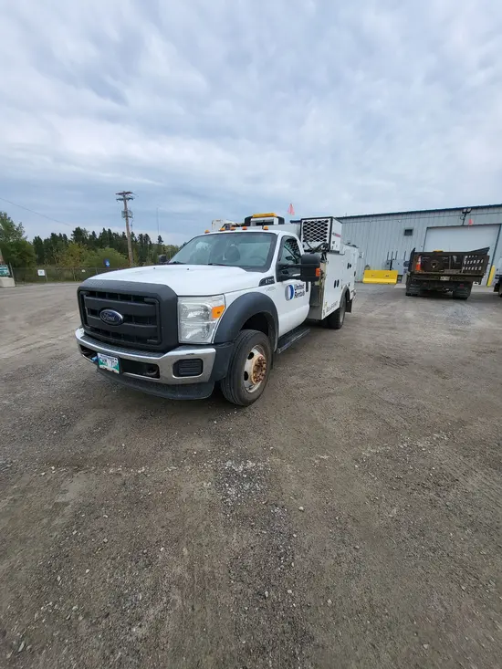 2015 Ford F550REGXLG4WD