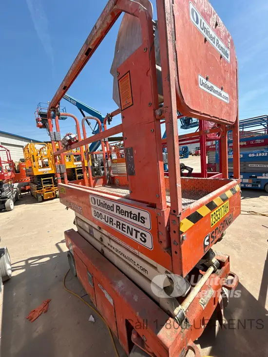 2019 Snorkel S3219E Scissor Lift