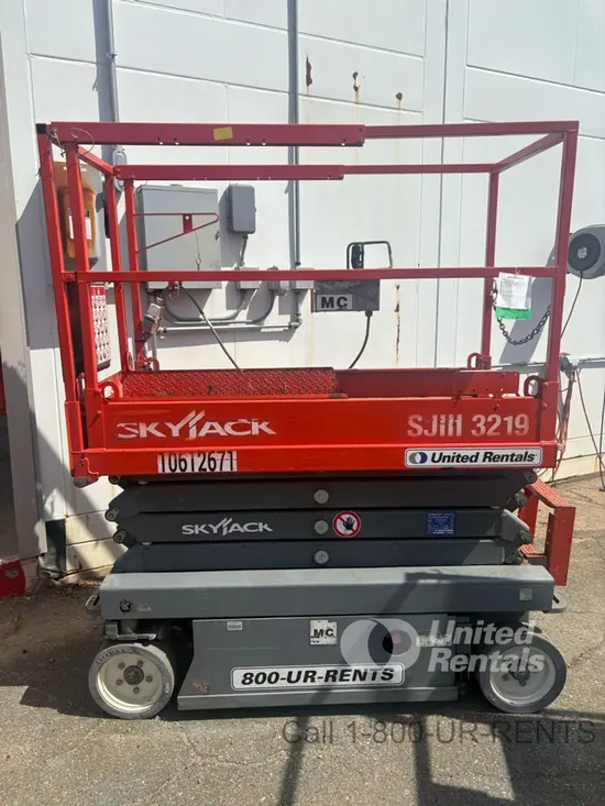 2017 Skyjack SJIII3219 Scissor Lift