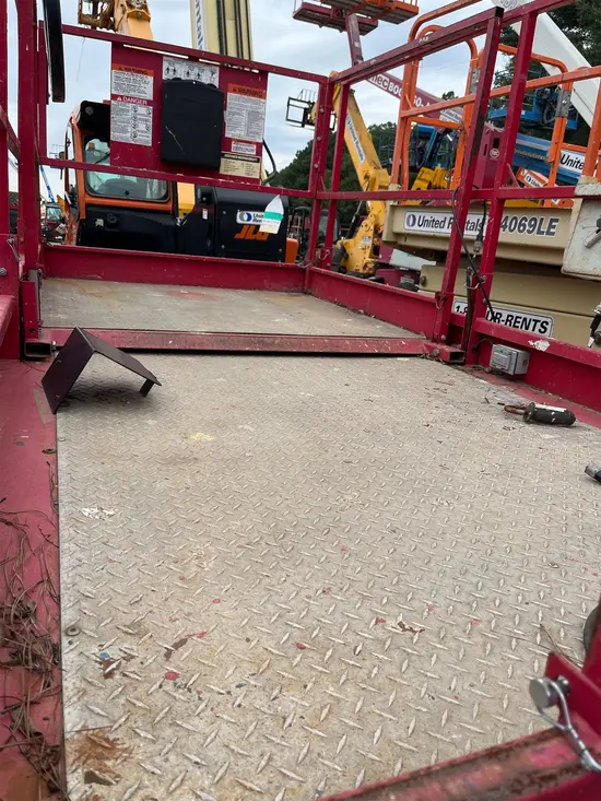 2015 MEC 4069ERT Scissor Lift