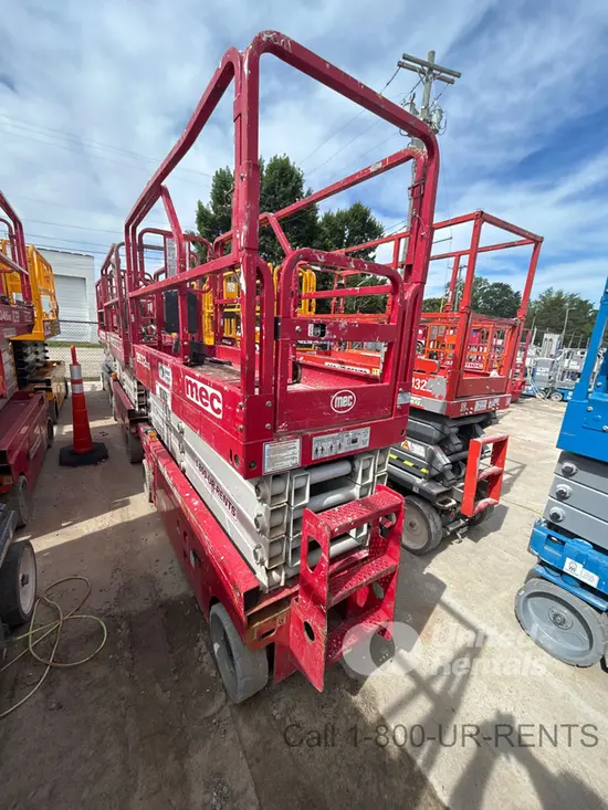 2018 MEC 2632SE Scissor Lift