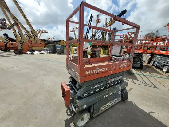 2018 Skyjack SJIII3219 Scissor Lift