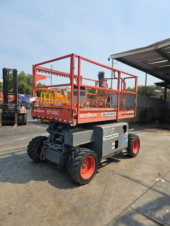 2017 Skyjack SJ6826RT Rough Terrain Scissor Lift