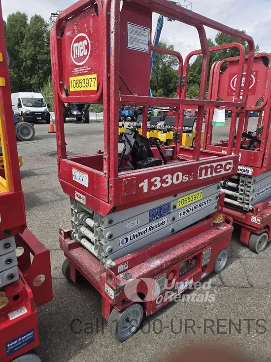 2017 MEC 1330SE Scissor Lift