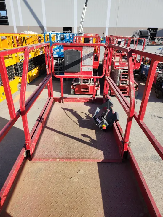 2018 MEC 4555SE Scissor Lift