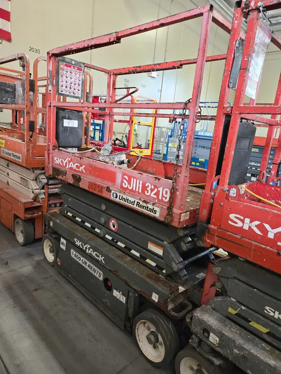 2016 Skyjack SJIII3219 Scissor Lift