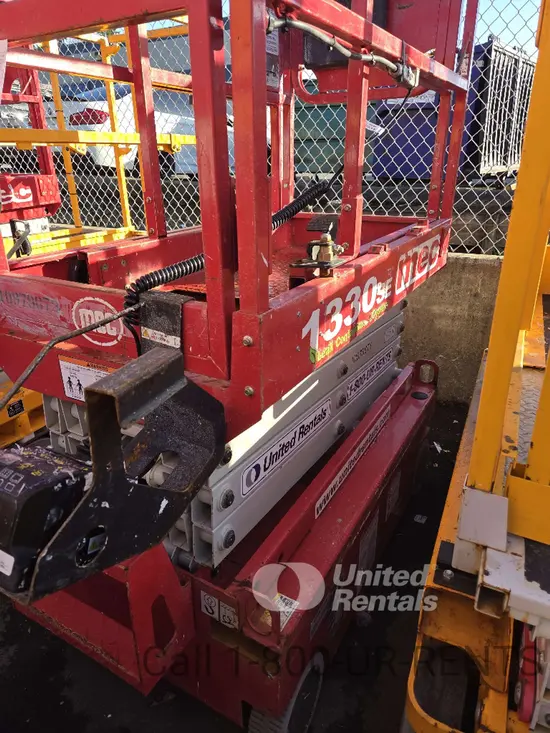 2019 MEC 1330SE Scissor Lift